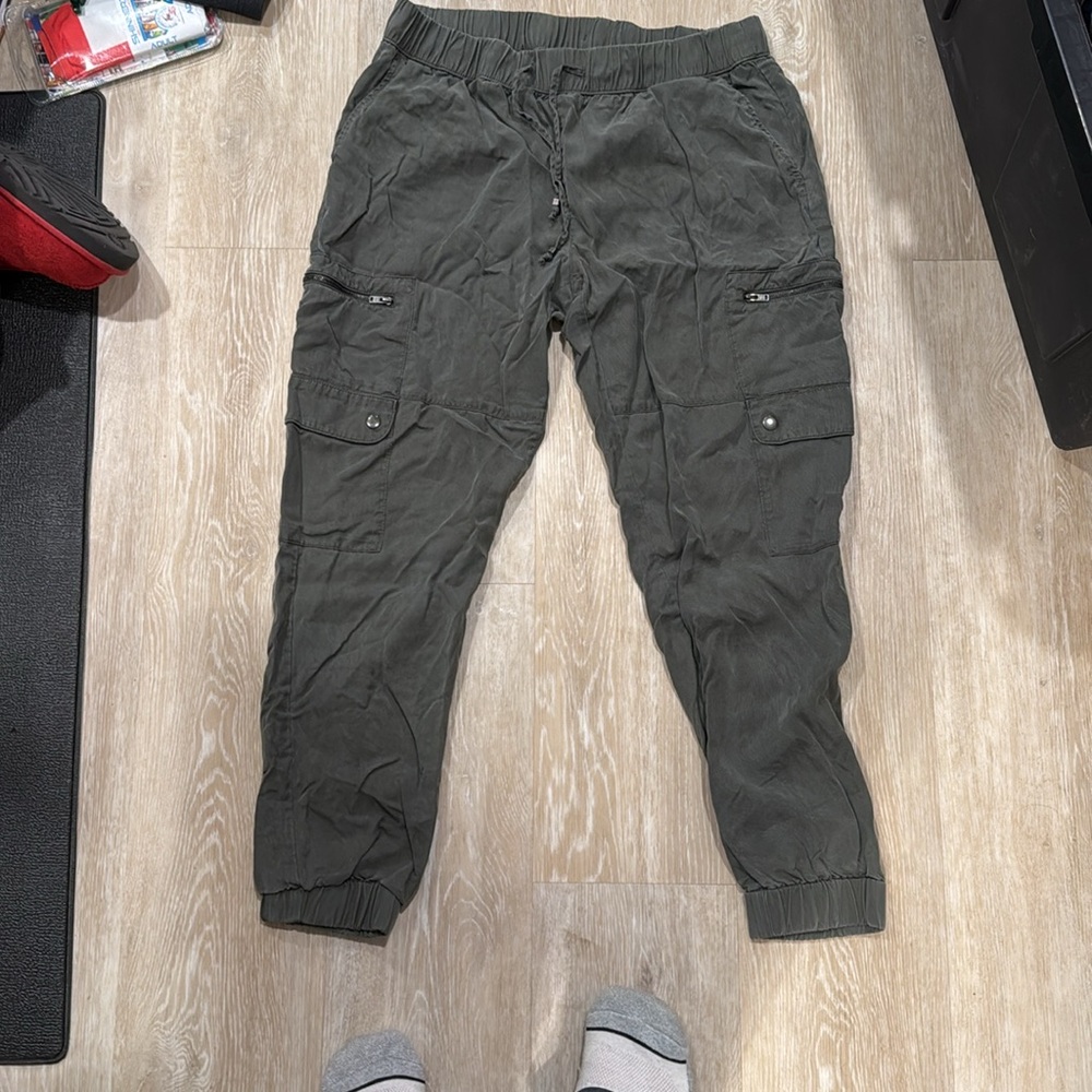 Banana Republic- Size M